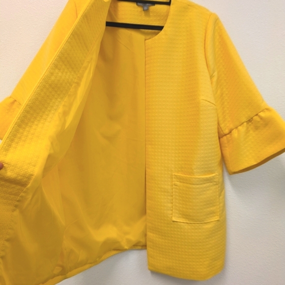 Bright Lemon Yellow Ruffled Bell Sleeve Quilted Jacket sz 18W Business Office - Picture 7 of 10